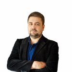 Максим